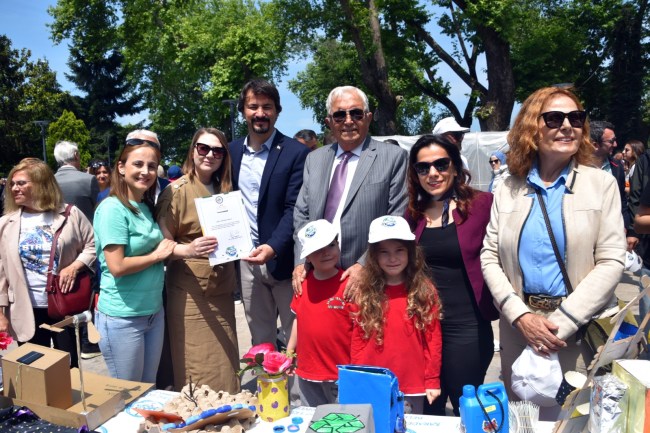 3. Çevre şenliği renkli görüntülere sahne oldu.