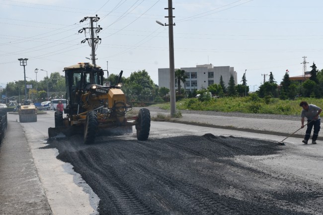 Bozuk yollar asfaltlanacak.