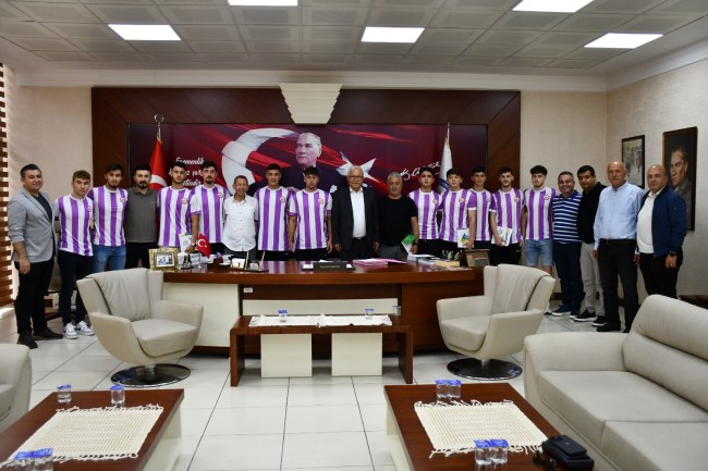 Belediyespor'da gençlik rüzgarı esiyor.