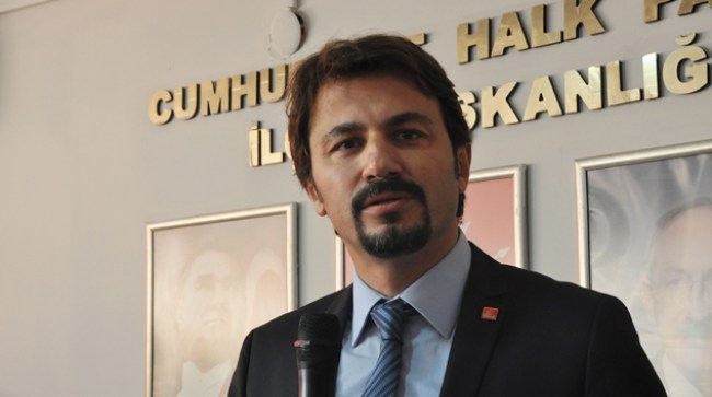 Tren rayları alarm veriyor.