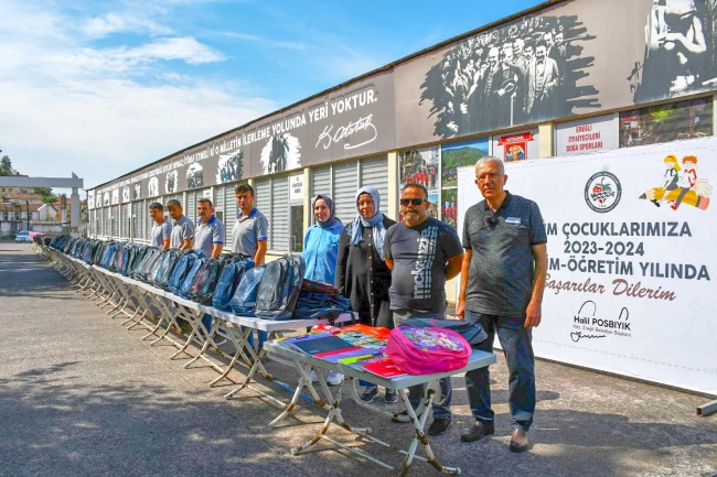 Kdz.Ereğli Belediyesi Eğitime başlayan öğrencileri sevindirdi.