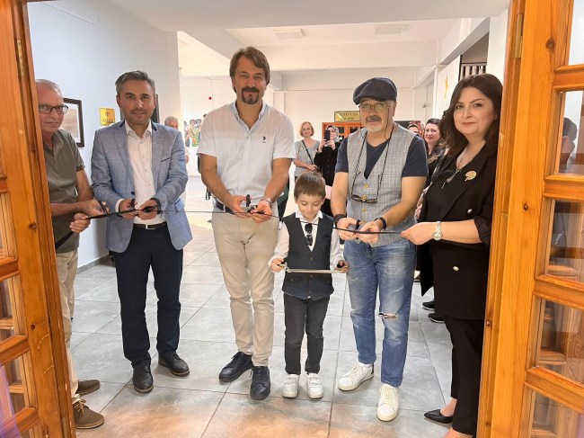 Mehtap Akdemir'in ''Savaş Çocukları '' resim sergisi muhteşemdi.