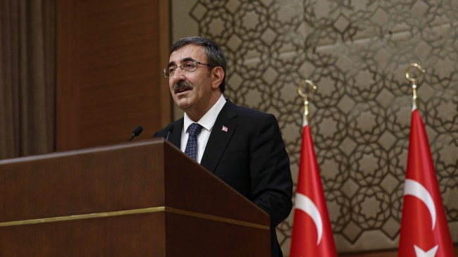 Şu anda bir geçiş sürecindeyiz.