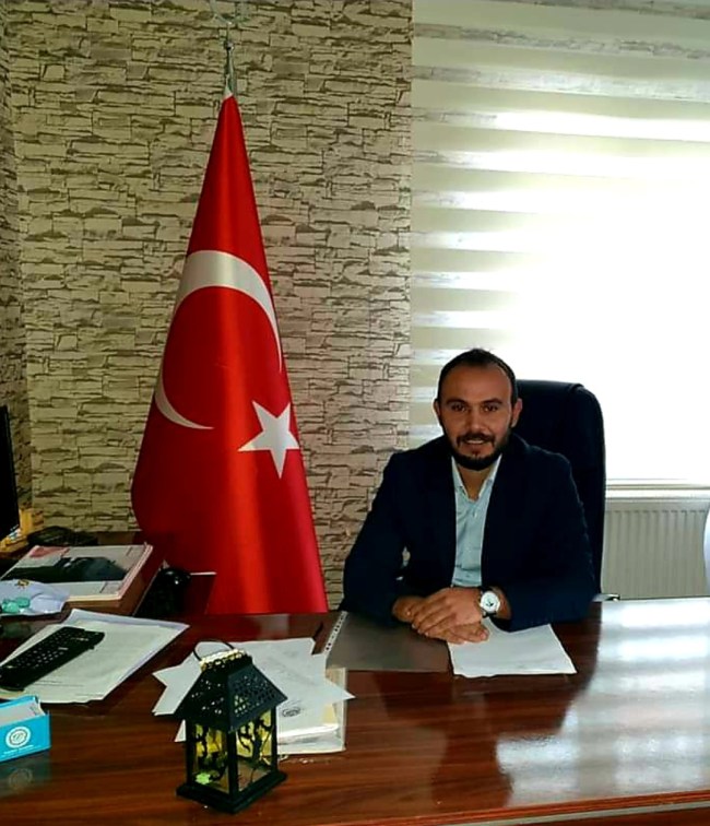 Kandiliniz kutlu, gönlünüz saadetle dolsun.