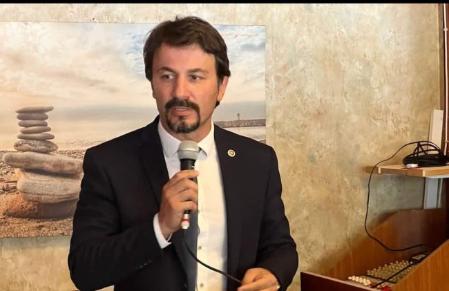 Mv.Ertuğrul Bakan Işıkhan'a sordu.