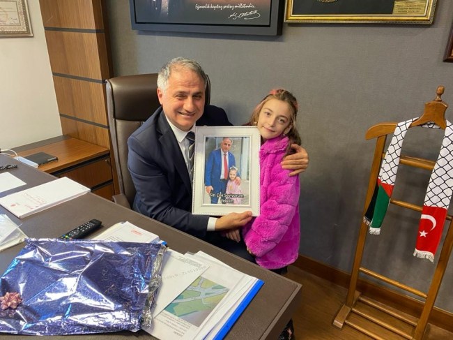 Zonguldak'ın vekili, gönüllerin vekili olmaya devam ediyor.