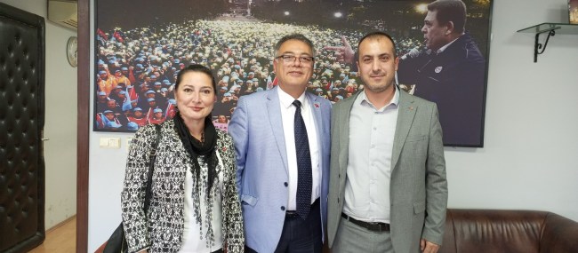 Şube başkanı Hayırlı olsun dileklerinde bulundu.