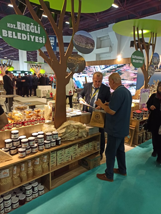 Ereğli'ye özgü yöresel ürünler Antalya Fuarında sergileniyor.