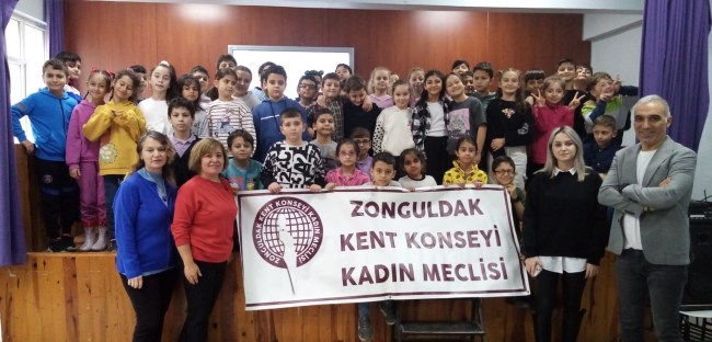 Zonguldak Kent Konseyi Kadın Meclisi Akran Zorbalığı konusunu işledi.