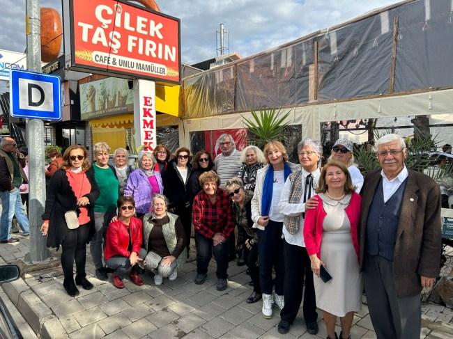 Bağımsız Emekliler Sendikası üyeleri kaynaştırma kahvaltı organizasyonu düzenledi.