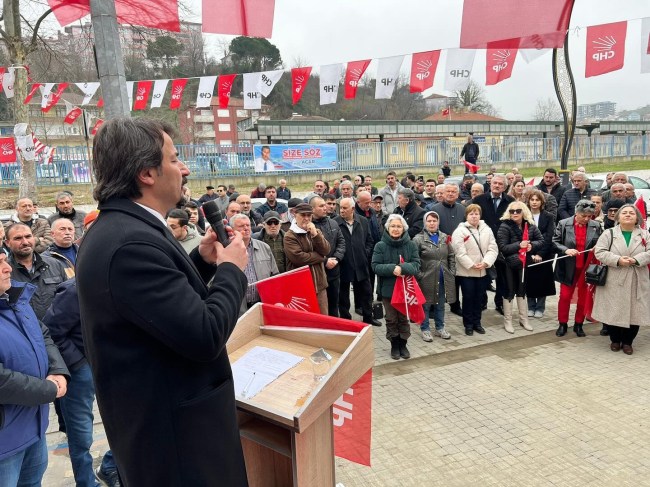 Her yerde halkın büyük sevgi ve coşkusu ile karşılaşmaktan mutluyuz.