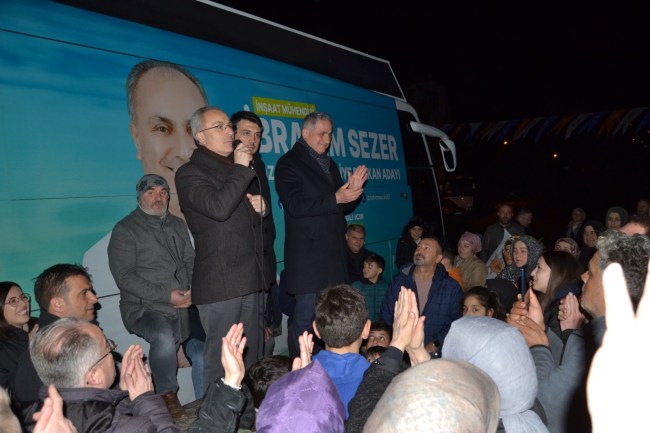 Sezer; '' 9 aydır yaptıklarımız 25 yılda yapılanlardan bin kat daha fazladır. ''