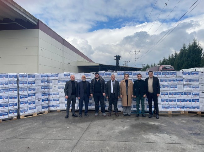 Tıskaoğlu ve ekibinin de yer aldığı “Bir El de Sen Uzat” kampanyası çığ gibi büyüdü.