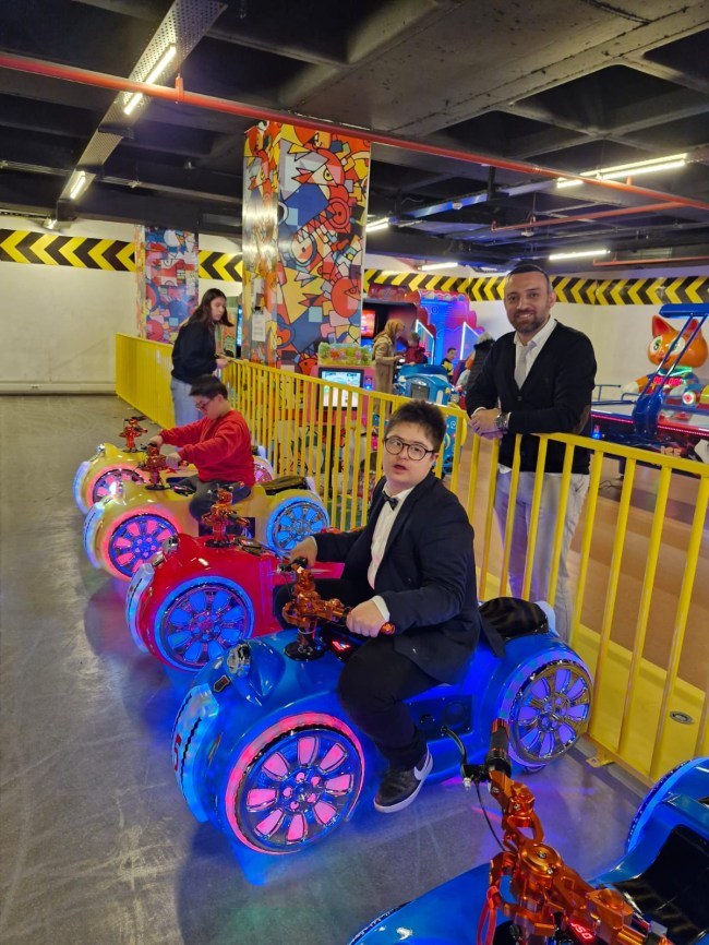 Sanat Terapisi etkinliği "Kendi Dünyanı Yarat"