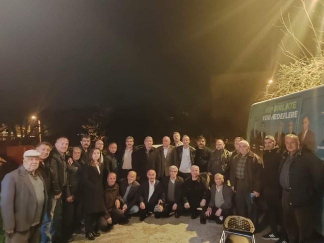 Ereğli'nin, köyü, mahallesi AK Parti Ereğli İl Genel Meclis Üyesi Adaylarını bağrına basıyor.