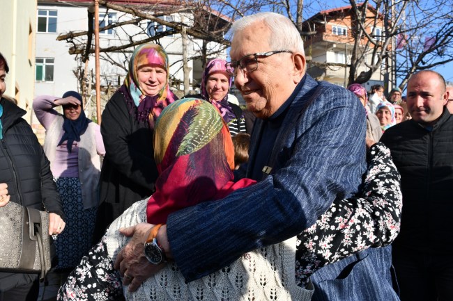 Ereğli’nin istikrarı bozulmasın, maceraya sürüklenmesin” dedi.