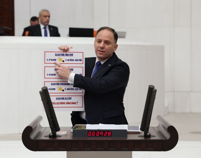 Yavuzyılmaz’ın konuşması Meclis’e damga vurdu