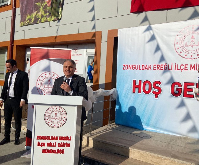 BOZKURT, '' Eğitim yolunda durmadan, yorulmadan çalışmaya devam! ''