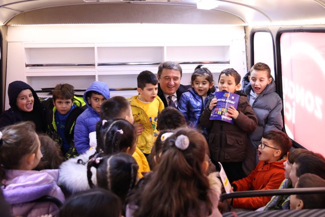 Gelecek, okuyarak aydınlanacak!