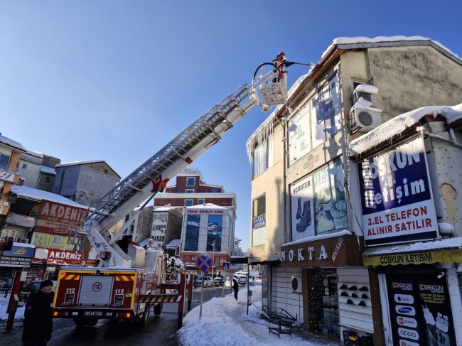 Kdz. Ereğli Belediyesi, karla mücadele seferberliğini sürdürüyor.