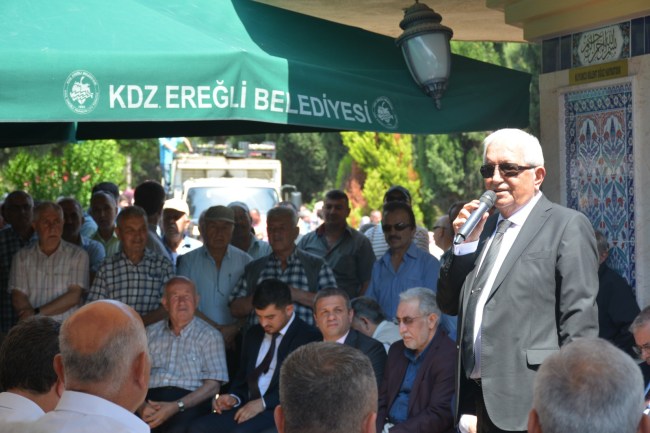Kdz. Ereğli Belediyesi, arife günü şehir mezarlığında mevlid-i şerif programı düzenleyecek.