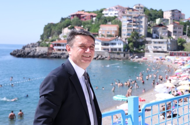 Başkan Erdem, halkımızın hakkını savunmaktan asla vazgeçmeyeceğiz.
