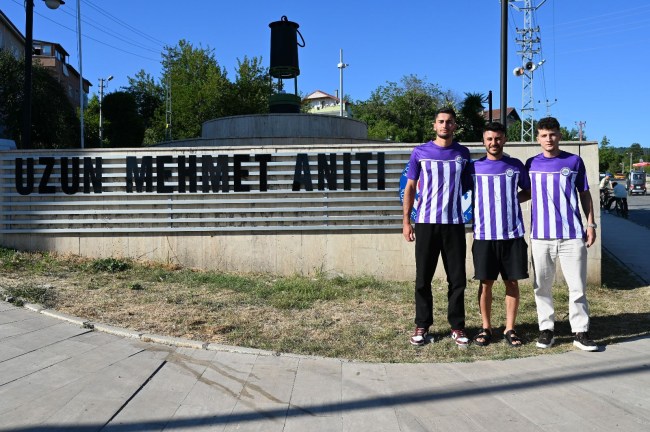 Uzunmehmet Anıtı’nda Tarihi İmza!