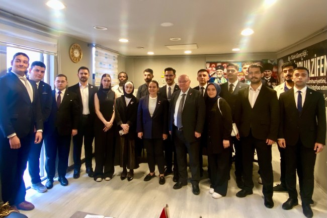 Zonguldak  İYİ Gençlik İl Merkezi Başkanı Yiğitcan Yıldırım gençliğin umudu
