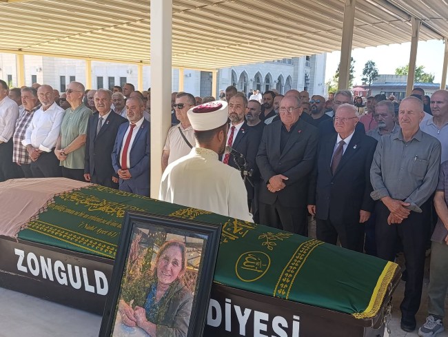 Eski Meclis Üyesi Yurdanur Yücel hayatını kaybetti