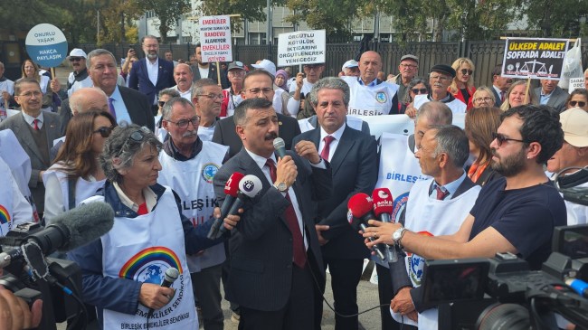 Emekliler sadaka değil, onurlu bir yaşam istiyor