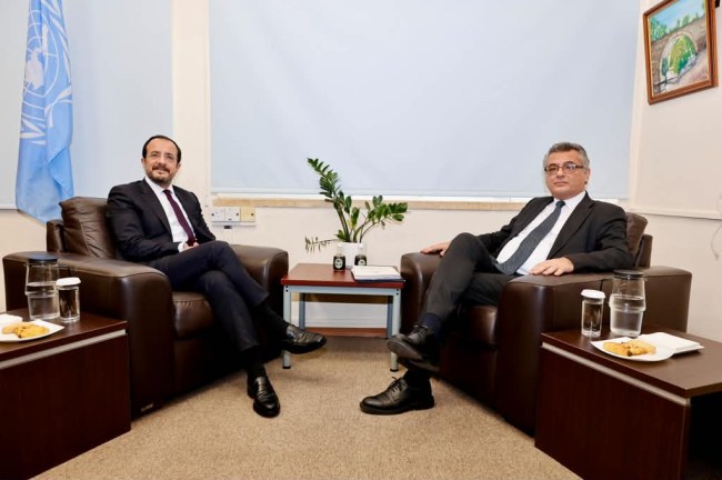 Cumhurbaşkanı Tufan Erhürman ile Kıbrıslı Rum Lider Nikos Hristodulidis Başbaşa Görüştü