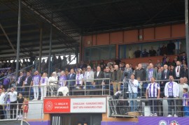 Zirvenin tek sahibi Kdz.Ereğli Belediyespor, şampiyonluğa ilerliyor.