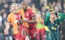 Galatasaray, Fenerbahçeyi kadıköyde yenerek yarı finale çıktı