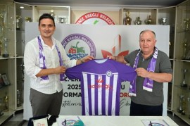 Adakoğlu İnşaat ana sponsor oldu.