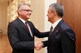 Cumhurbaşkanı Erhürman Özgür Özeli kabul etti