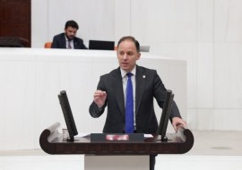 Deniz Yavuzyılmazdan Enerji Zamlarına Sert Tepki: “Yaparsa AKP Yapar”