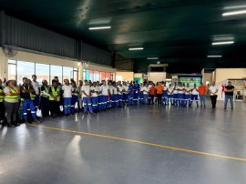 Nejdet Tıskaoğlu Güney Afrikada Çalışanlarıyla Buluştu, Horonla Gönülleri Fethetti