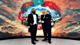 Manafa “Türk Dünyası Barış Ödülü” Verildi