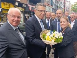 Zonguldakta İYİ Parti Genel Başkan Yardımcısı, Denizli Milletvekili Yasin Öztürke yoğun ilgi