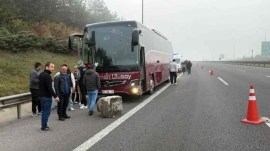 Boluda sis nedeniyle zincirleme kazada, 2 kişi yaralandı.